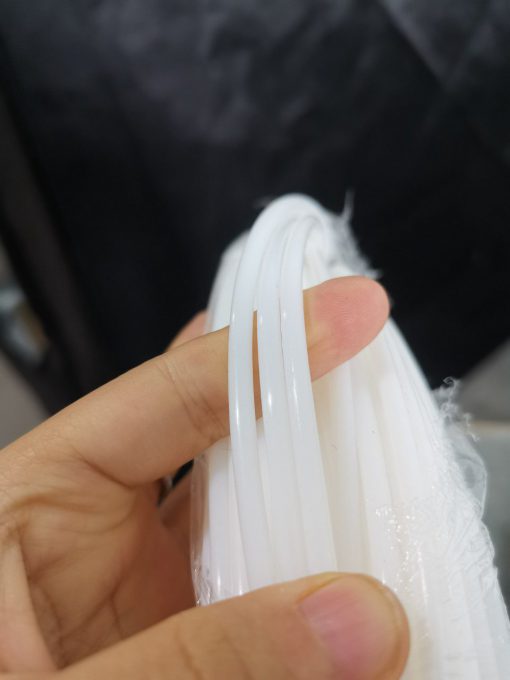 Ống nhựa teflon