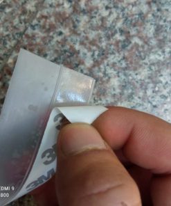 Gioang cao su chan cua mau trang