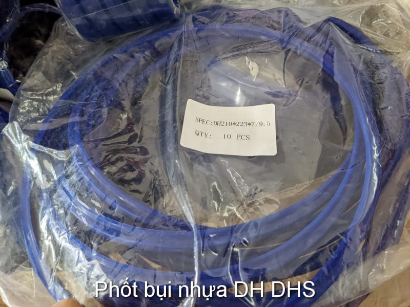 Phot chan bui xy lanh DH (10)